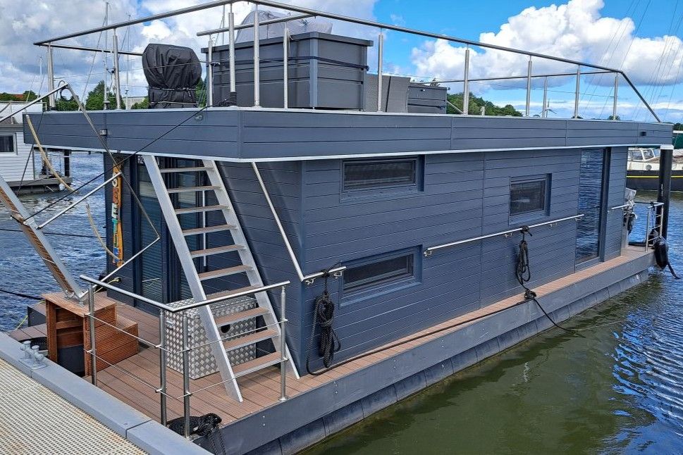 Hausboot „Seetje“ in Stralsund